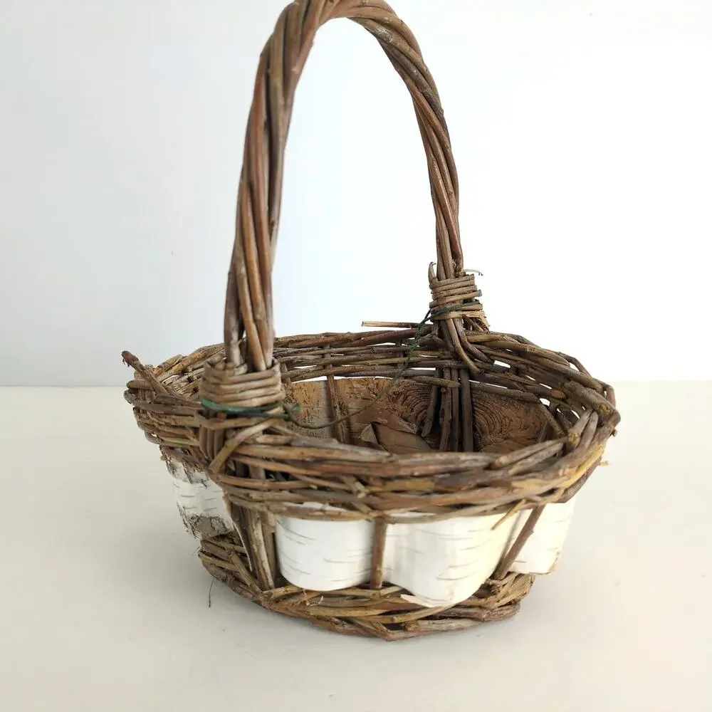 Vintage‎ White Birch Bark Lined Woven Willow Scandinavian-Style Foraging Basket